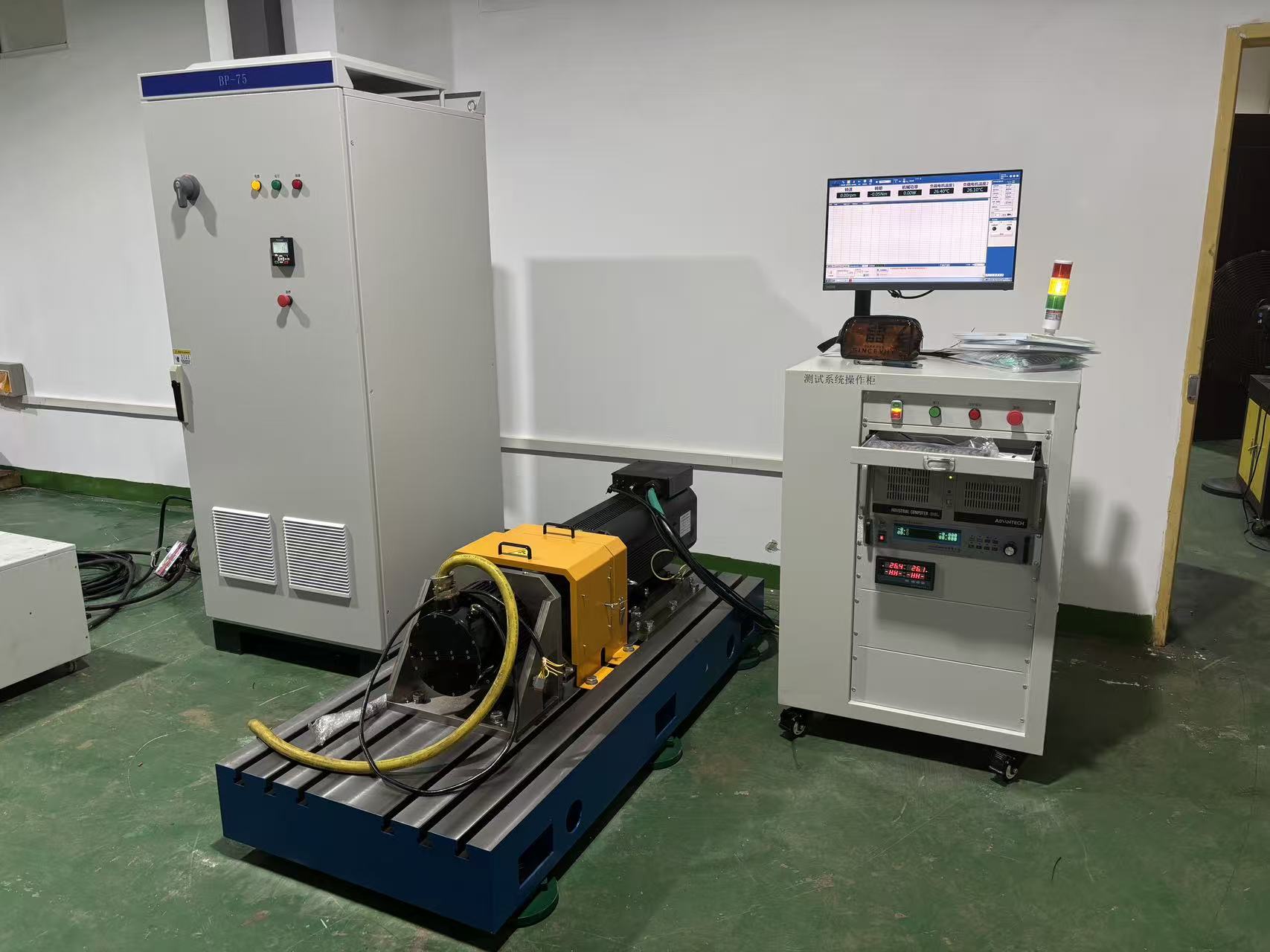 江蘇大學調試現(xiàn)場